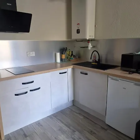 Apartment Spacieux Avec Balcon *
